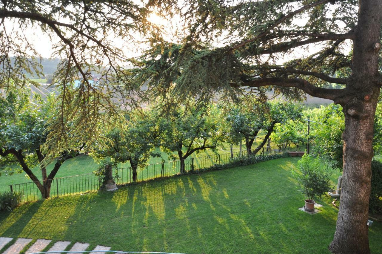 Bed and Breakfast Relais Des Roches Sona Exteriér fotografie